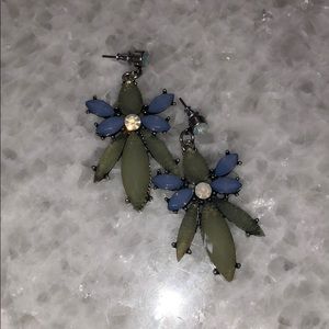 SOLD**Beautiful blue and green tone earrings!